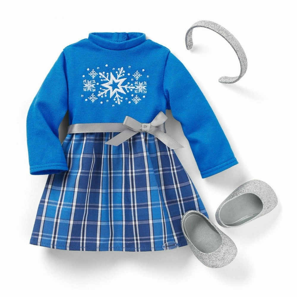 AMERICAN GIRL Truly Me Star and Snow Dress - Retired Collectible Doll Set